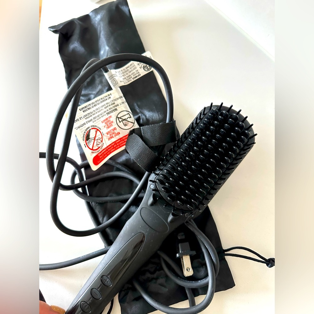 Amika STRAIGHTENING BRUSH